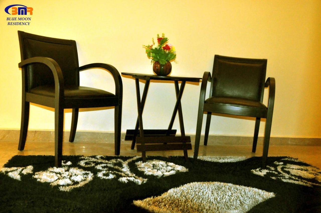 Blue Moon Residency Hotel Исламабад Екстериор снимка